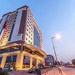 ومركز مؤتمرات بير دايمون فندق 5*