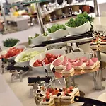 ومركز مؤتمرات بير دايمون