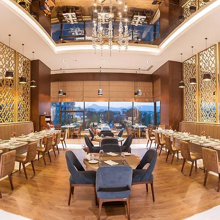 Bayir Diamond & Convention Center 호텔