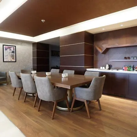 Bayir Diamond & Convention Center Szálloda 5*