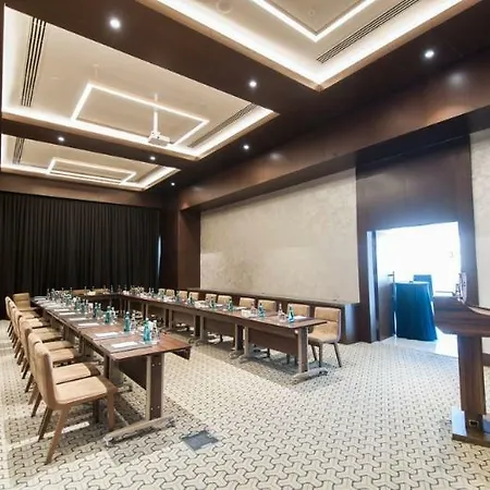 Bayir Diamond & Convention Center 5*