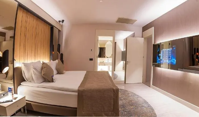 Bayir Diamond & Convention Center 5*